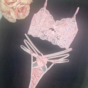 For Love and Lemons Creamsicle Luxe Lace Bra & Heart Thong NWT- 34D Light Pink